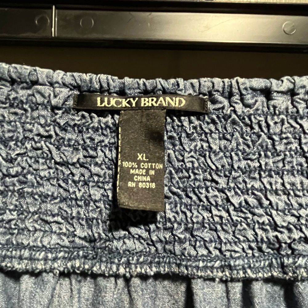 LUCKY BRAND Chambray Denim Mini Pull On Smocked Skirt Size XL - Picture 3 of 4